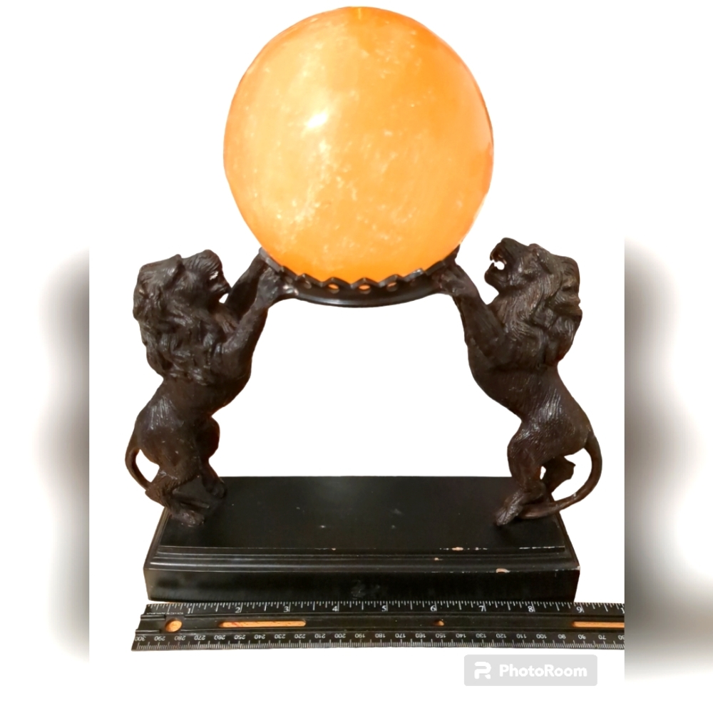Vintage Metal/brass Lions Holding A Crown For Crystal Ball/orb Sphere Holder